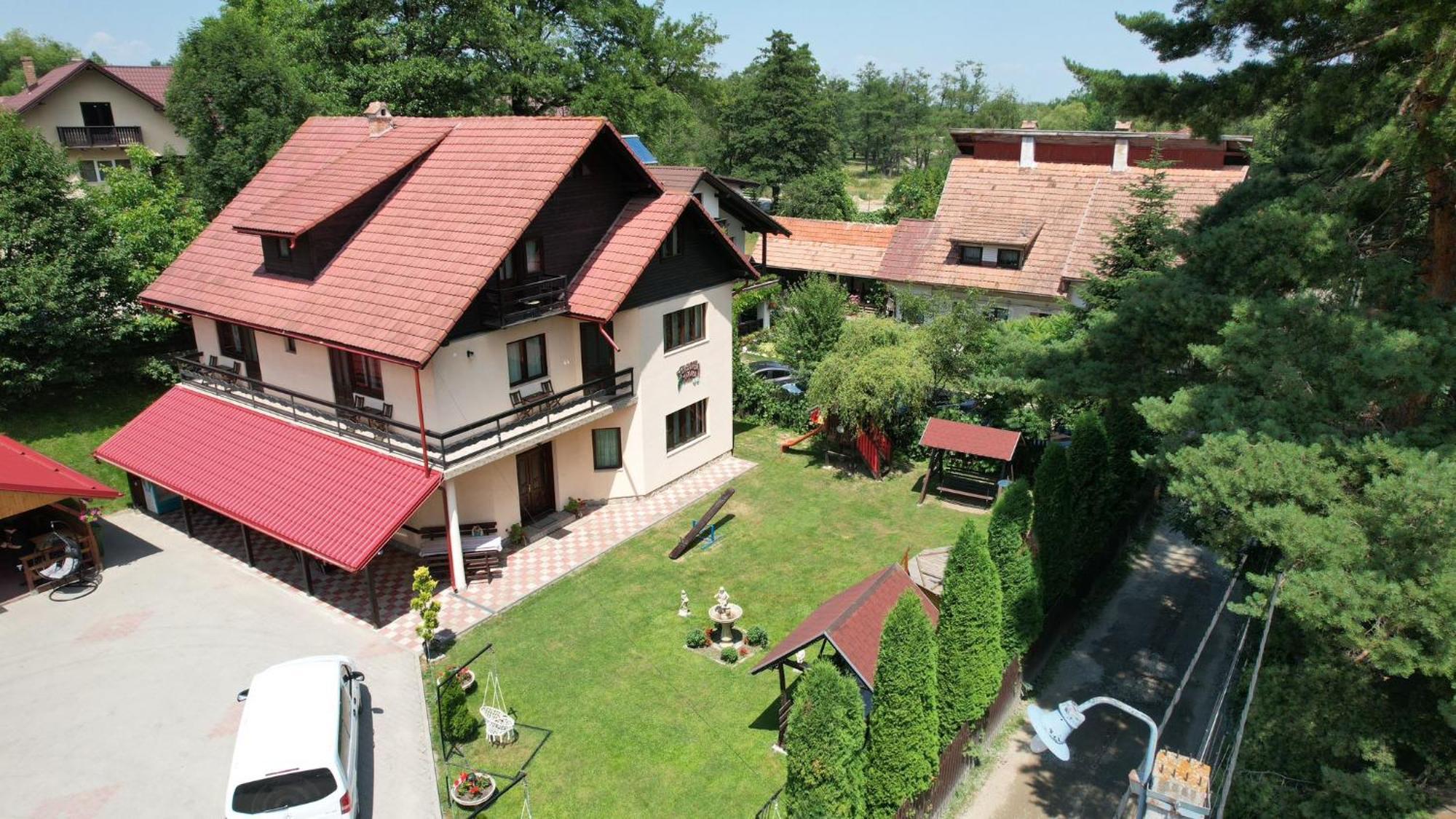 Pensiunea Mariana Bran  Exterior photo